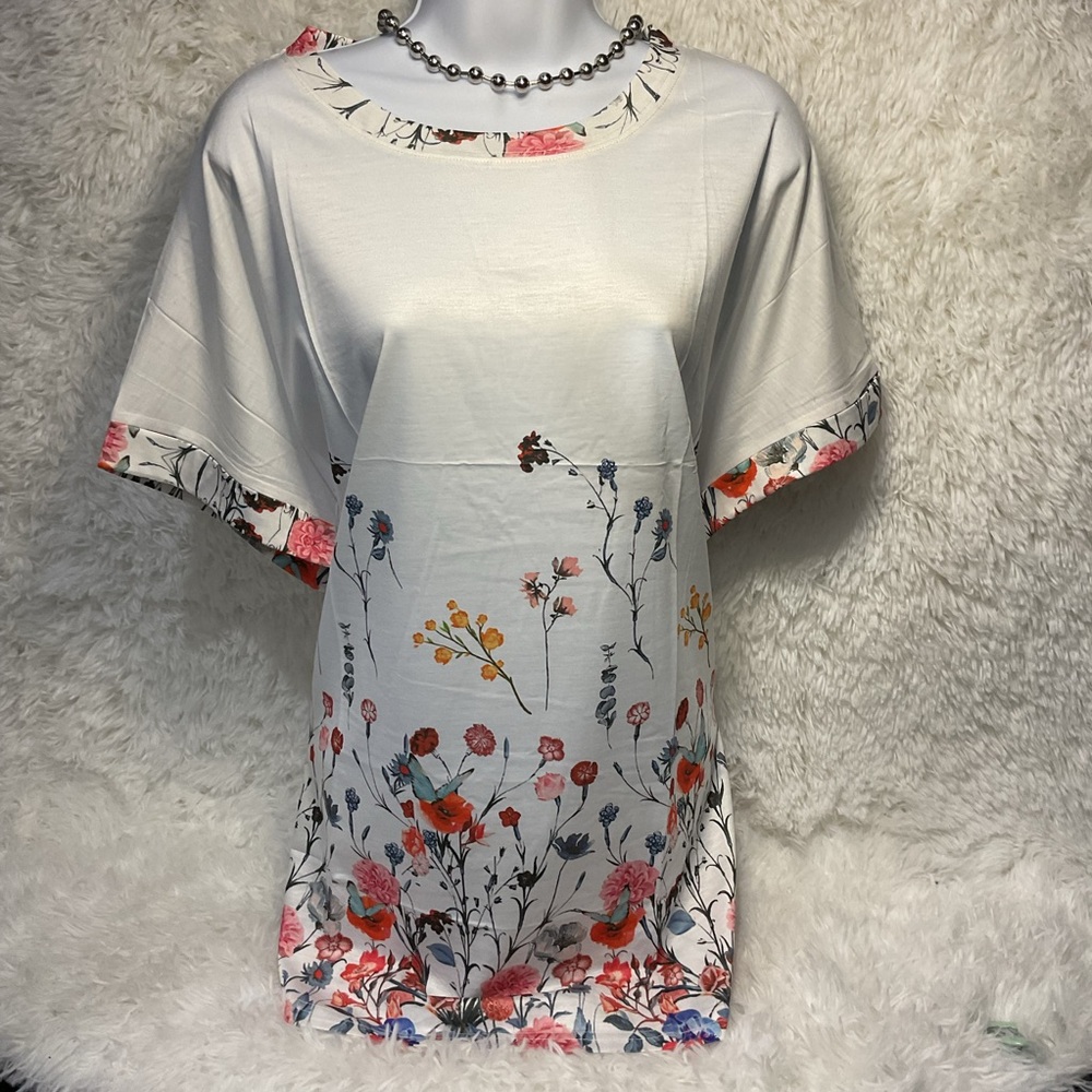 Floral Print Delicate Tee